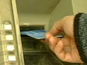 Украинцы не смогут пользоваться валютными кредитками за рубежом