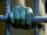 Camp Cropper содержит на данный момент порядка 1500 заключенных иракцев по подозрению в организации преступлений за период с 2003 года