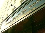 Тимошенко сообщила, что она принесла также в Главное следственное управление обращения и депутатские запросы, адресованные генпрокурору, которые касаются журналистских расследований, в частности, обнародованных в интернет-издании "Украинская правда"