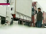 Коммунальные службы советуют водителям воздержаться от поездок из-за гололеда. На некоторых автотрассах лежит 20-сантиметровый слой снега. Из-за снегопада на северо-востоке страны 5 тысяч домов остались без электричества