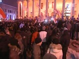Фотокорреспондент петербургской газеты "Мой район" Александр Астафьев, задержанный во время беспорядков в Минске в минувшие выходные, освобожден из СИЗО и сейчас находится на пути в Петербург