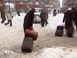 По предварительной оценке экспертов транспортной отрасли, в результате отмены более 7 тысяч авиарейсов компании понесли ущерб на сумму до 100 миллионов долларов