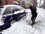 Холодная и снежная погода, считающаяся в этой части страны практически экстремальной, пришла в крупнейшие города, включая Нью-Йорк