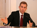 полномоченный по правам ребенка при президенте РФ Павел Астахов рассказал, что при рассмотрении вопросов о введении ювенальной юстиции действует только по благословению Патриарха Кирилла