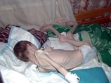 На днях одна из жительниц Санкт-Петербурга заметила в больнице и сфотографировала истощенного воспитанника этого интерната, а затем выложила фотографии в Сеть и обратилась за помощью к журналистам