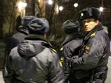 Неизвестные расстреливали своих жертв с близкого расстояния, добивая их выстрелами в голову. Преступники убили самого Хана, его дочь и зятя, водителя, няню и работников по дому