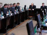 Президент России Дмитрий Медведев потребовал от спецслужб уничтожать "непримиримых" боевиков, наносить превентивные удары
