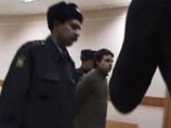 Дзержинский районный суд Санкт-Петербурга во вторник согласился освободить под залог одного из лидеров скандальной арт-группы "Война" Леонида Николаева (более известен как Леня Е***тый), обвиняемого в хулиганстве