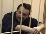 Суд согласился отпустить Николаева, как и днем ранее другого активиста - Олега Воротникова, под залог в 300 тысяч рублей, о чем и просила их защита