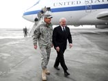 Телевизионные микрофоны нечаянно записали шутку министра обороны США Роберта Гейтса о планах вторжения в Ливию. Это произошло во время встречи главы Пентагона с командующим американскими войсками в Афганистане Дэвидом Петреусом
