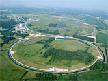       Tevatron ( " "   )      