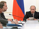 Премьер попросил "минимизировать все расходы, которые не являются первостепенными, а ведомствам взвешенно подойти к планированию затрат на государственные программы"