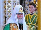 Патриарх Московский и всея Руси Кирилл во вторник возглавил литургию в храме Христа Спасителя, а затем откроет торжества на Красной площади, которые начнутся праздничным концертом
