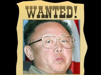 Северокорейский лидер Ким Чен Ир. Коллаж Ленты.Ру с использованием фото AFP