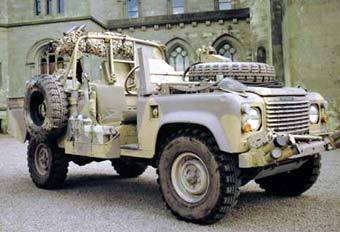 Land Rover.    Land Rover Monthly