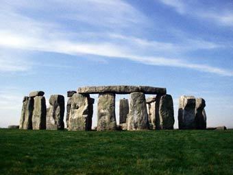 ,    aboutstonehenge.info