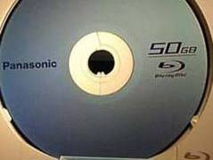 Blu-Ray диск Panasonic мкостью в 50 Гб, фото с сайта SoftPedia.com Blu-Ray диск Panasonic мкостью в 50 Гб, фото с сайта SoftPedia.com