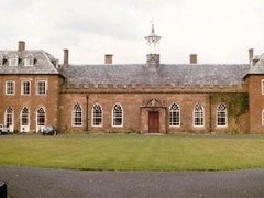 Замок Хартлбери, фото с сайта ecastles.co.uk Замок Хартлбери, фото с сайта ecastles.co.uk
