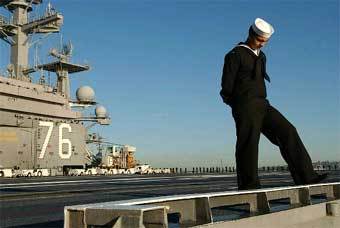 USS Ronald Reagan, фото с сайта news.navy.mil