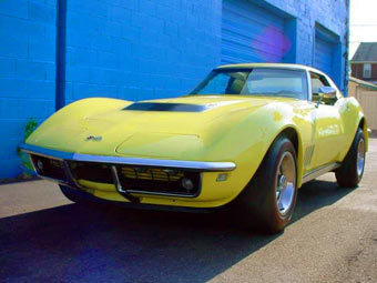 Chevrolet Corvette 1968 года, фото с сайта carpictures.com 