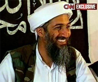 Глава международной террористической организации "Аль-Каеда" Осама бин Ладен. Кадр телеканала CNN