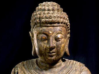 Статуя Будды. Фото с сайта wikipedia.org 