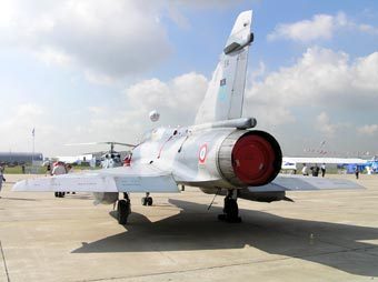 Mirage-2000.   , .