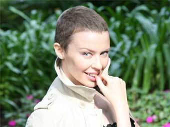  . Copyright Darenote Ltd and Kylie.com. Photo by Olivier Martinez