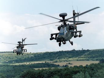 AH-64D Apache Longbow.    defenseindustrydaily.com