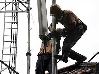      .  AFP