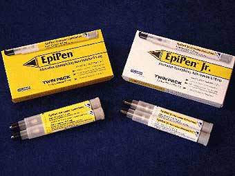  EpiPen.    allergyinjections.co.uk