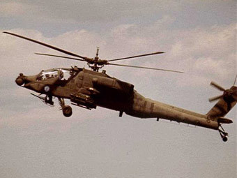  AH-64 Apache.    warbirdphotos.net