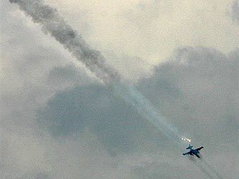      .  AFP
