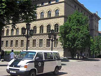   .   Xil   wikipedia.org.