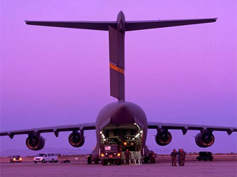 C-17 Globemaster III.    Boeing