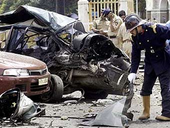       2003 .  ©AFP, 