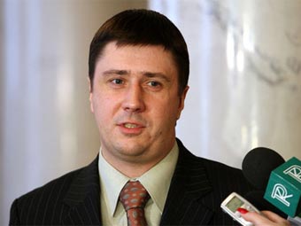  .    razom.org.ua