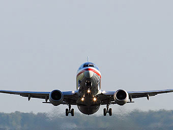  American Airlines.    airliners.net 