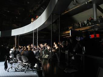    "" 27 .  ©AFP