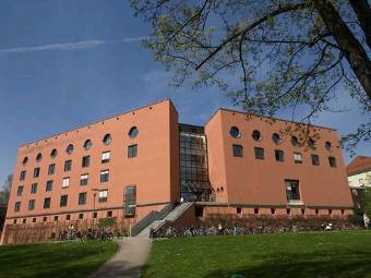     .    uni-passau.de