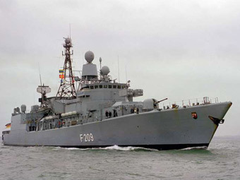 "-".    shipspotting.com