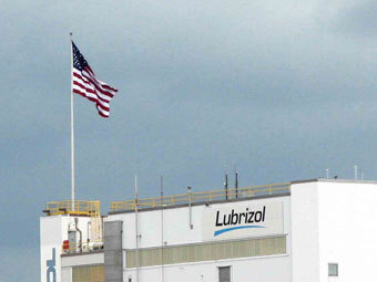  Lubrizol.    