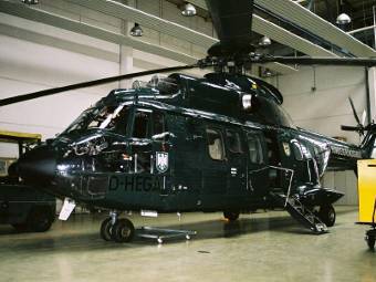  Superpuma 332   .    militaryphotos.net