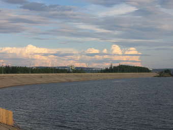 Усть-Илимское водохранилище. Фото пользователя Helen-ann с сайта ru.wikipedia.org