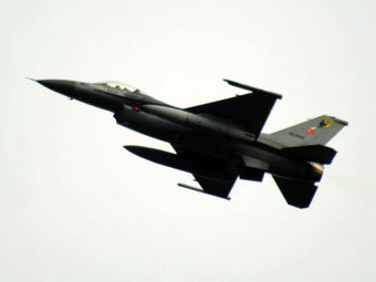 F-16  .    f-16.net 