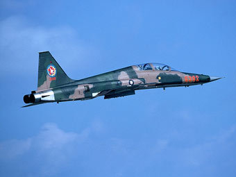 F-5F  .    fas.org 