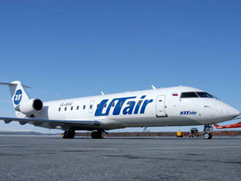 Bombardier CRJ200  UTair.    