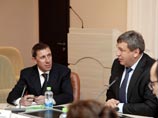 Как заявили прессе источники в правительстве, глава Госстроя, якобы приложивший руку к отставке бывшего главы Минрегиона Олега Говоруна, в последнее время находился в открытом противостоянии с новым руководителем ведомства Игорем Слюняевым