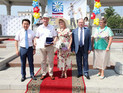 Мэр Улан-Удэ, оскандалившийся потасовкой с журналистами, получил медаль "За любовь и верность" Мэр Улан-Удэ, оскандалившийся потасовкой с журналистами, получил медаль "За любовь и верность"